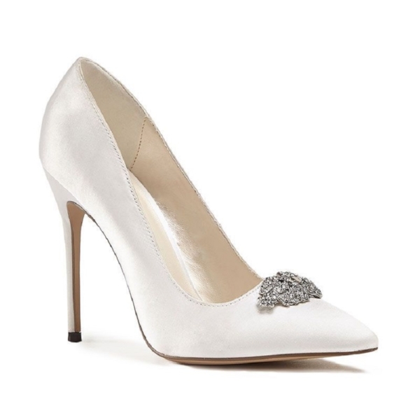 ALANDRA, törtfehér szatén cipő, mérete: 35